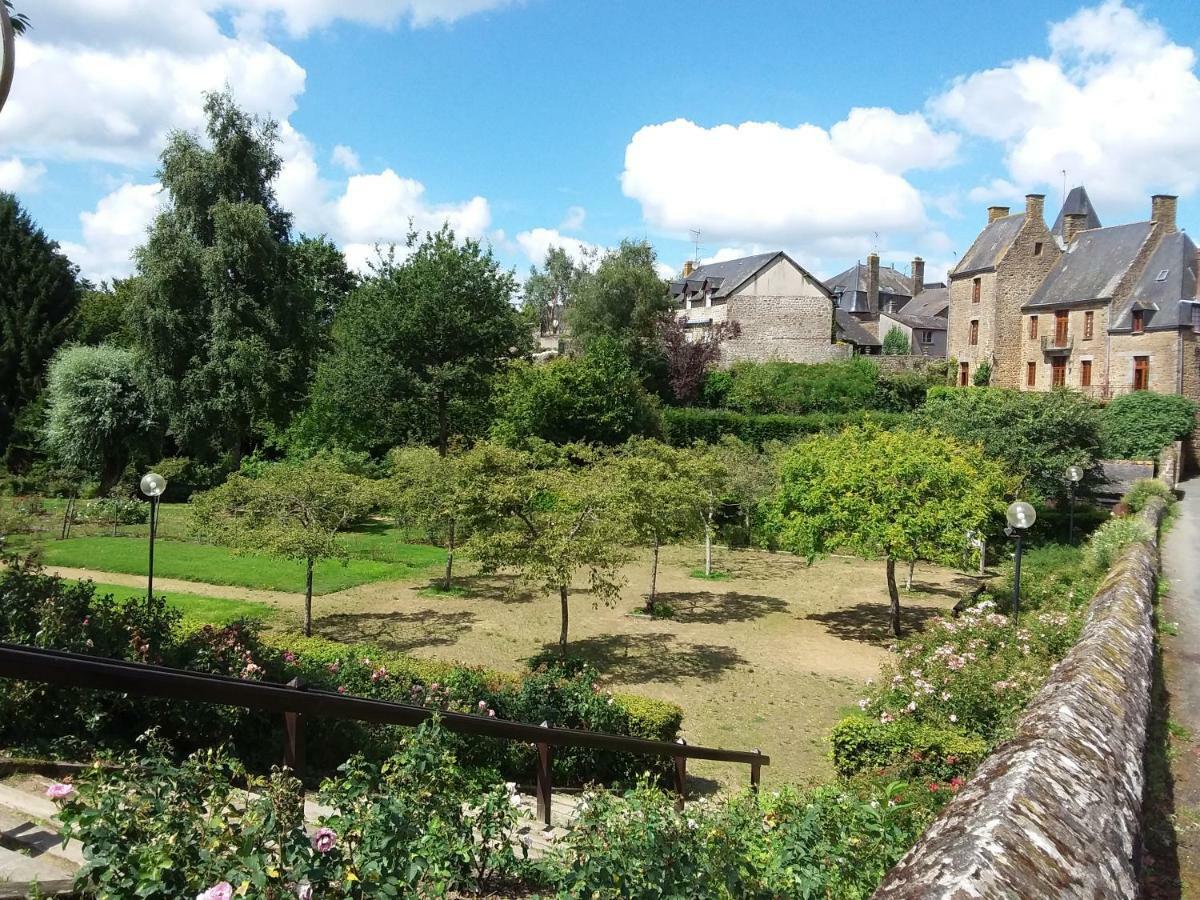 L'Orchidee Villa Lassay-les-Chateaux Екстериор снимка